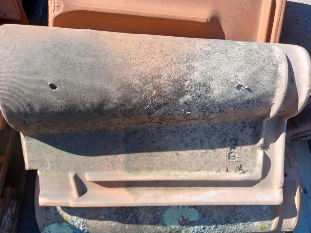 Tuile Abeille F LAFARGE MARSEILLE