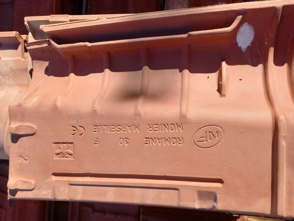 Tuile romane 30F Monier Marseille